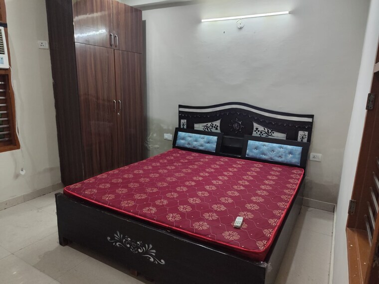 Bedroom, rwa-apartments-sector-19 2 Bedroom 112 Sq.Mt. Builder Floor In Sector 19 Noida 9610965