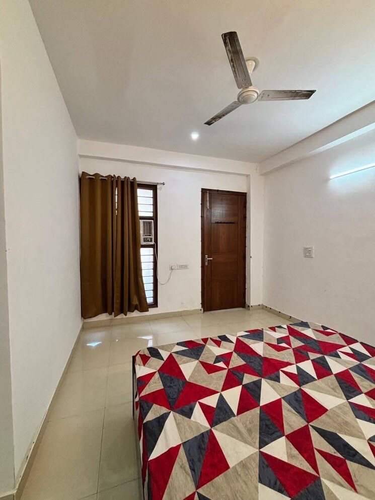 Bedroom, saket 3 Bedroom 1600 Sq.Ft. Builder Floor In Saket Delhi 9611024