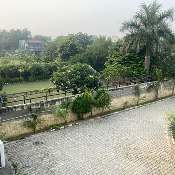 Balcony in 2 BHK Independent House at Vatika Kunj, Maruti Kunj – for Sale