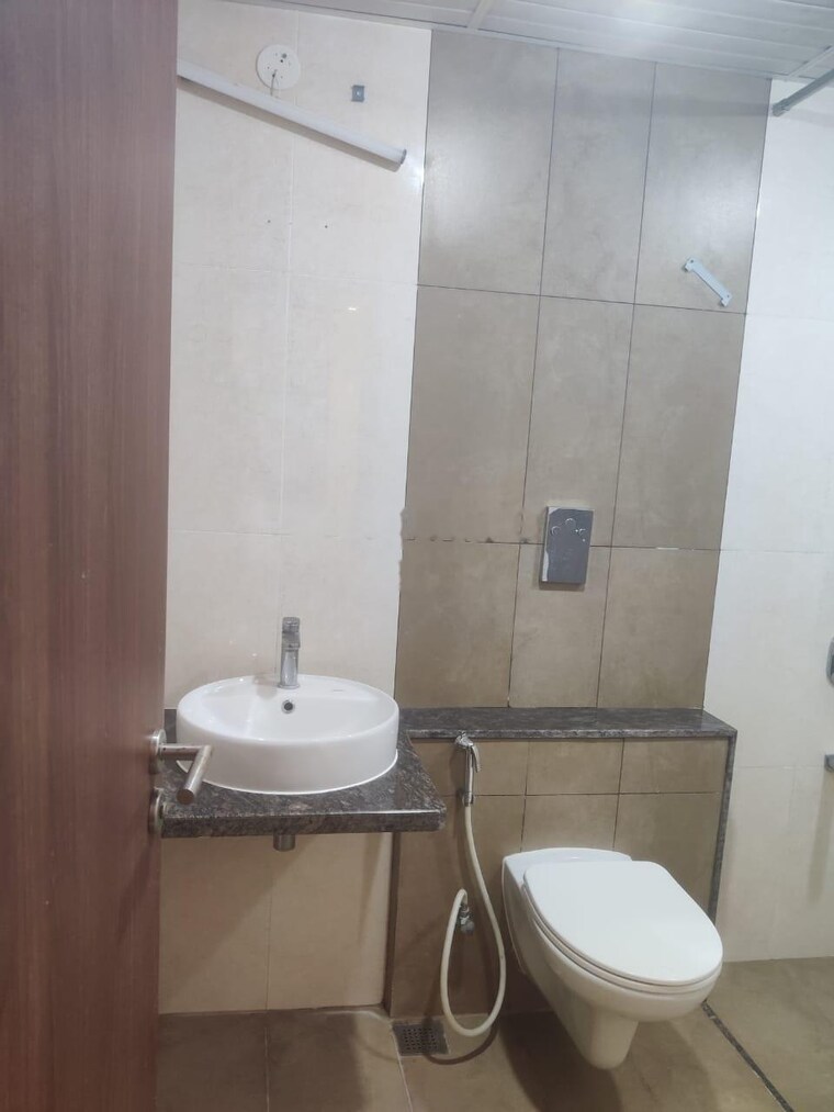 Bathroom, l-t-raintree-boulevard 4 Bedroom 1469 Sq.Ft. Apartment In Hebbal Bangalore 9611032