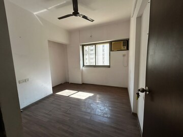 Room in 2 BHK Apartment at Rosa Gardenia, Ghodbunder Road – for Sale