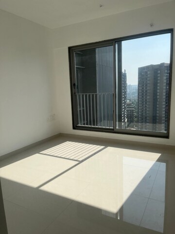 2 BHK Apartment For Rent in Sunteck City Avenue 4, Goregaon West