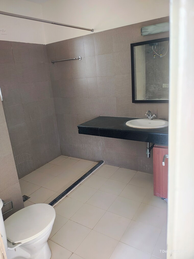 Master Bedroom, signature-global-prime 2 Bedroom 834 Sq.Ft. Apartment In Sector 63a Gurgaon 9611147