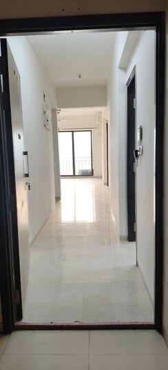1 BHK + Pooja Room Apartment For Sale in Mahavir Kalpavruksha