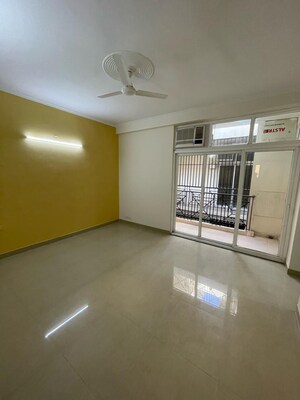 Room in 3.5 BHK Villa at Amrapali Dream Valley, Amrapali Dream Valley – for Sale