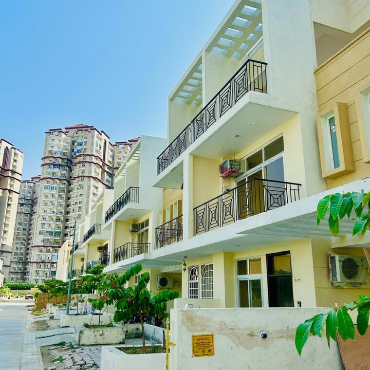 Exterior View, amrapali-dream-valley 3.5 Bedroom 1690 Sq.Ft. Villa In Amrapali Dream Valley Greater Noida 9611188
