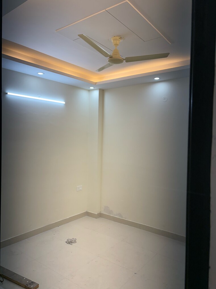 Room, bagdola 1.5 Bedroom 40 Sq.Yd. Builder Floor In Bagdola Delhi 9611214