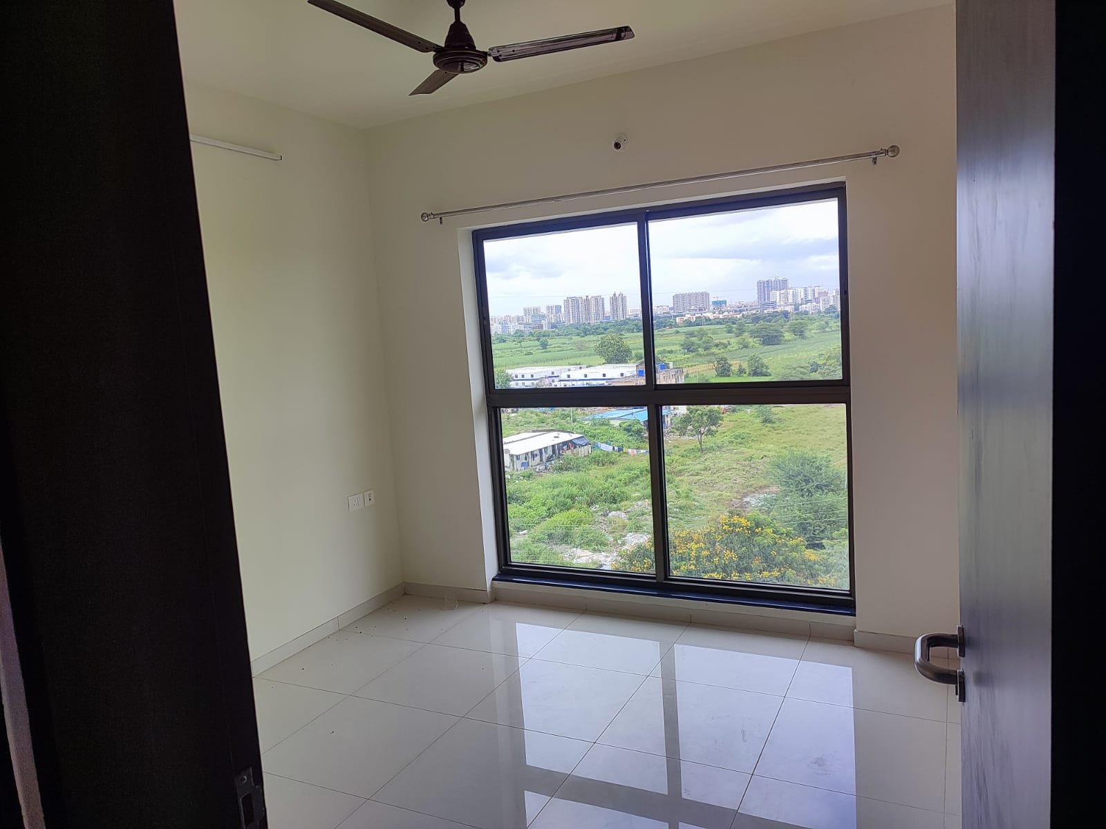1 BHK Apartment For Sale in Paranjape Blue Ridge
