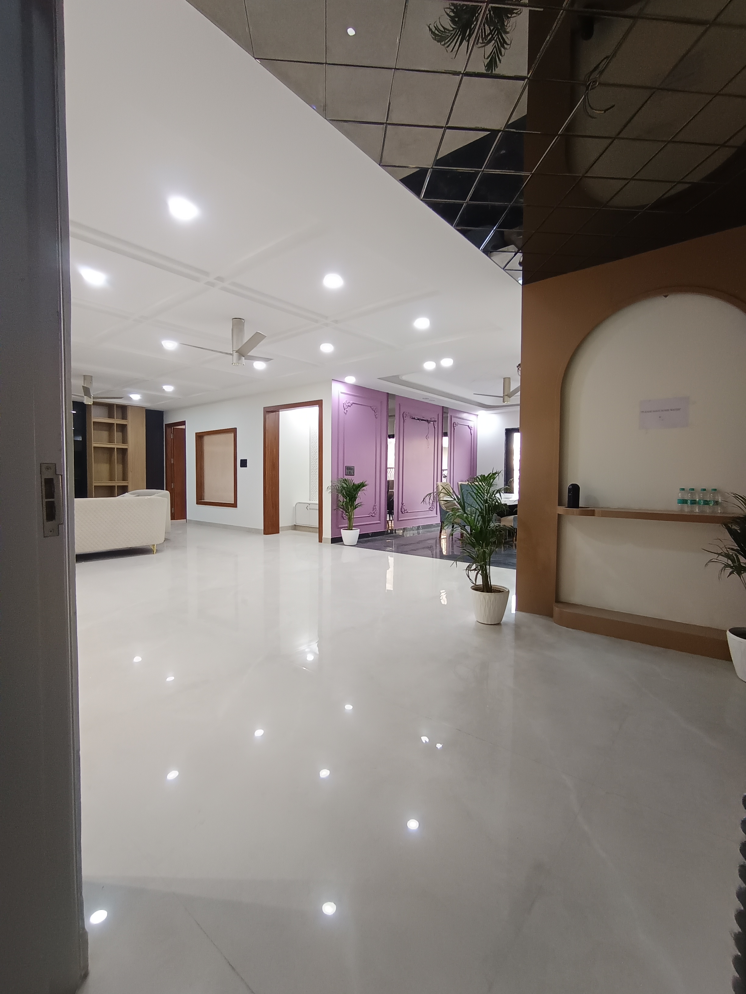 4 BHK 500 Sq.Yd. Builder Floor in TDI The Retreat