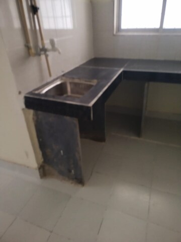 Furnished Amenities in 1 BHK Apartment at Kurla West – for Rent