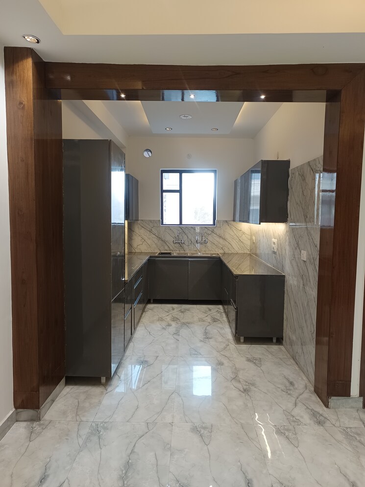 Kitchen, fidato-honour-homes 3 Bedroom 180 Sq.Yd. Builder Floor In Sector 89 Faridabad 9611234