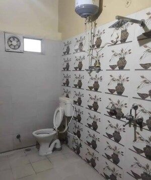 Bathroom in 1 BHK Villa at Aliganj – for Rent