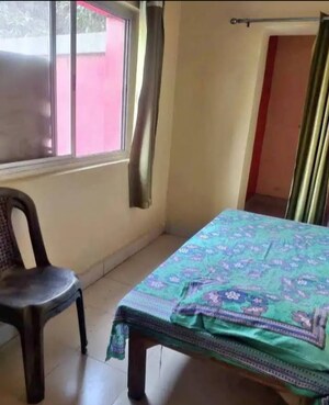 Bedroom in 1 BHK Villa at Aliganj – for Rent
