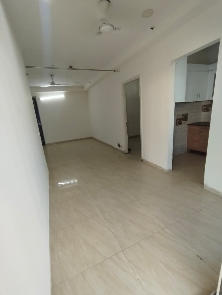 Room, gaur-city-5th-avenue 2 Bedroom 1050 Sq.Ft. Apartment In Sector 4 Greater Noida Greater Noida 9611238