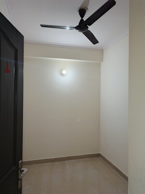 2 BHK Apartment For Rent in JM Florence, Tech Zone 4 Greater Noida