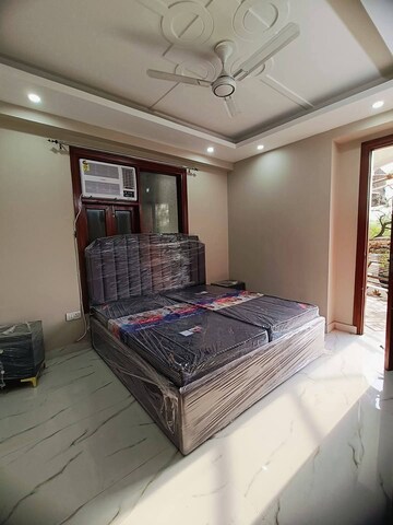 Bedroom in 1 BHK Builder Floor at Saket – for Sale