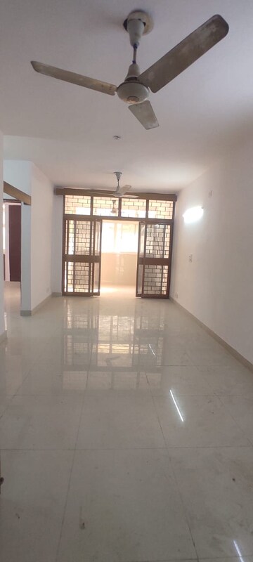 2 BHK Apartment For Rent in Ip Extension