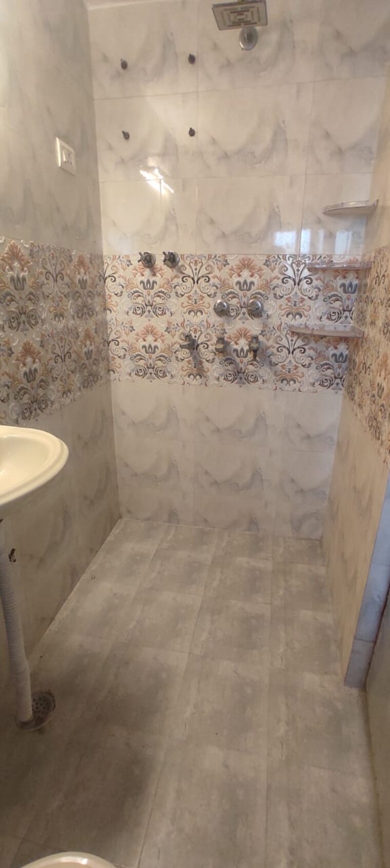 Bathroom, ip extension 2 Bedroom 950 Sq.Ft. Apartment In Ip Extension Delhi 9611296