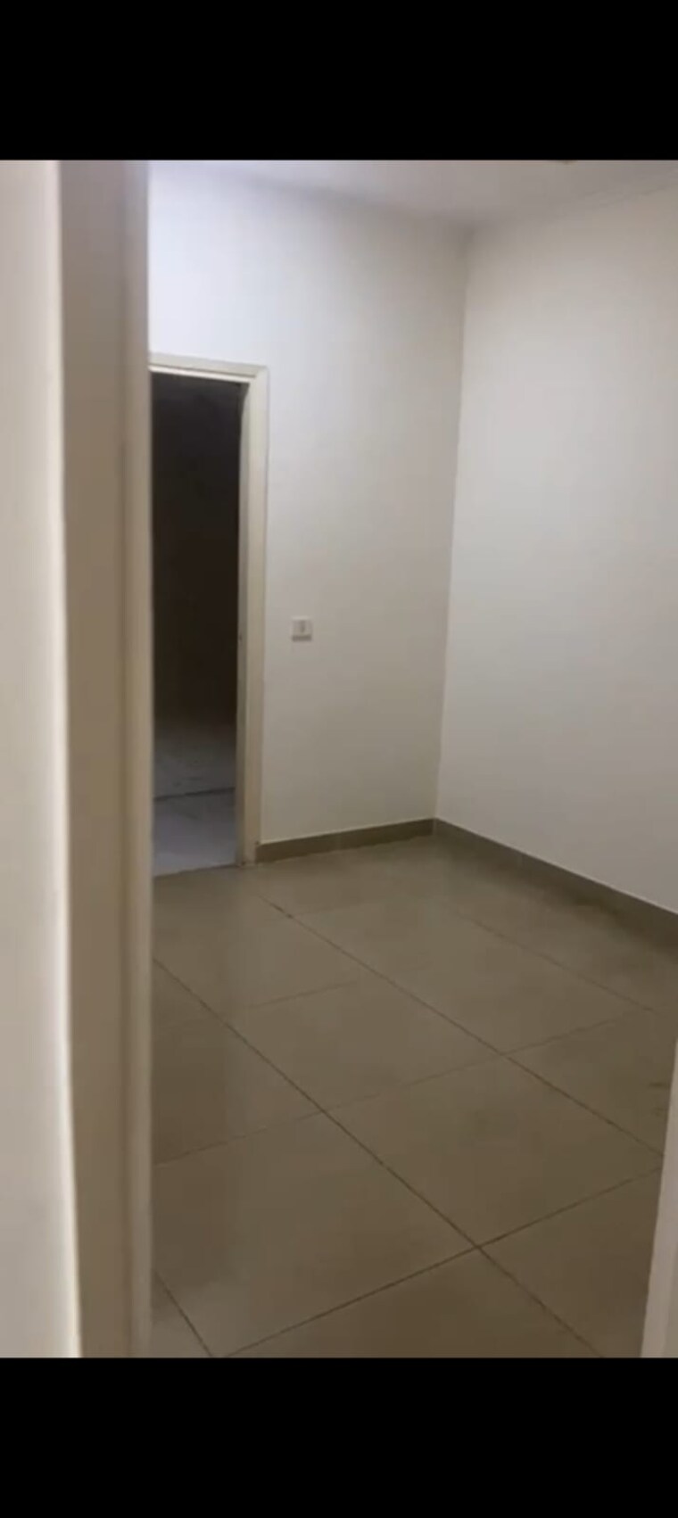 Room, gaur-city-5th-avenue 2 Bedroom 910 Sq.Ft. Apartment In Sector 4 Greater Noida Greater Noida 9611347