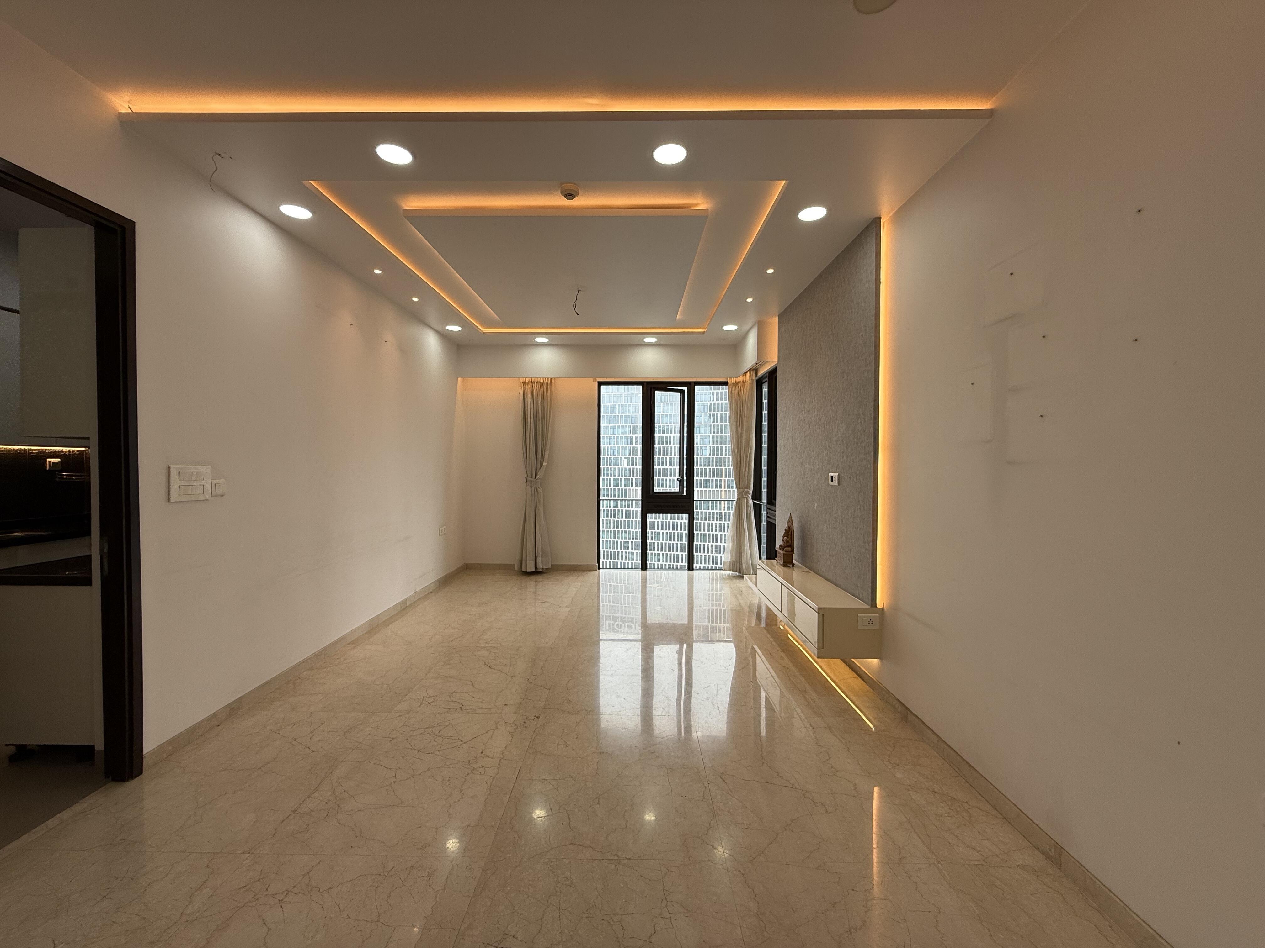 3 BHK + Servant Room Apartment For Sale in Lodha The Park