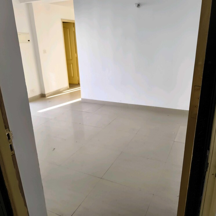 Room, paras-tierea 2 Bedroom 925 Sq.Ft. Apartment In Sector 137 Noida 9611384