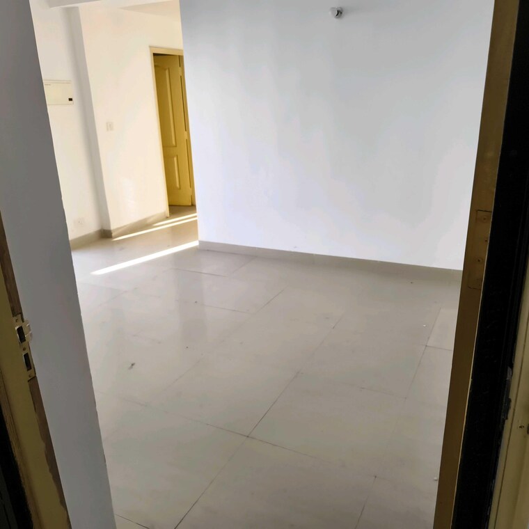 Room, paras-tierea 2 Bedroom 925 Sq.Ft. Apartment In Sector 137 Noida 9611384