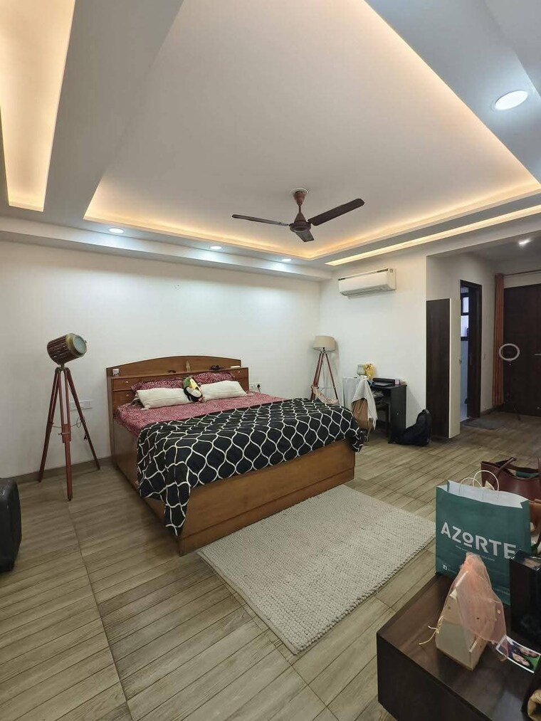 Bedroom, saket 3 Bedroom 1650 Sq.Ft. Builder Floor In Saket Delhi 9611481