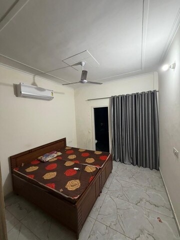 Bedroom in 2 BHK Apartment at Kharar – for Rent