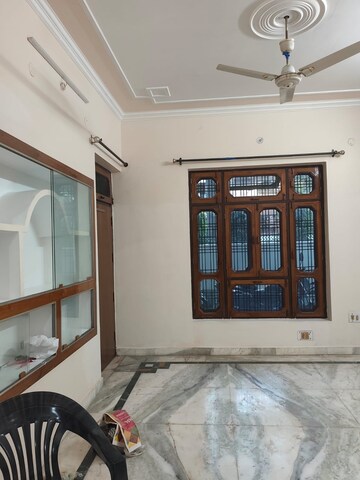 Room in  Pg at Viram Khand – for Rent