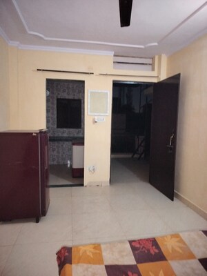 Room in 1 RK Apartment at Sarita Vihar – for Rent