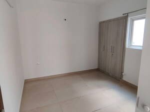Room in 3 BHK Apartment at Ace Divino, Sector 1 Greater Noida – for Rent