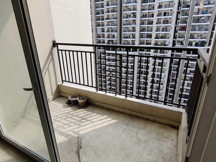 Balcony, ace-divino 3 Bedroom 1565 Sq.Ft. Apartment In Sector 1 Greater Noida Greater Noida 9611495