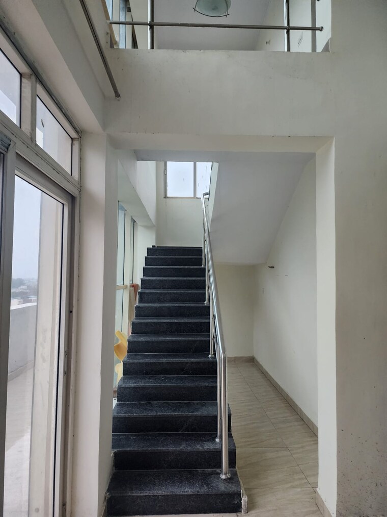 undefined, faizabad road 3 Bedroom 2600 Sq.Ft. Apartment In Faizabad Road Lucknow 9611516