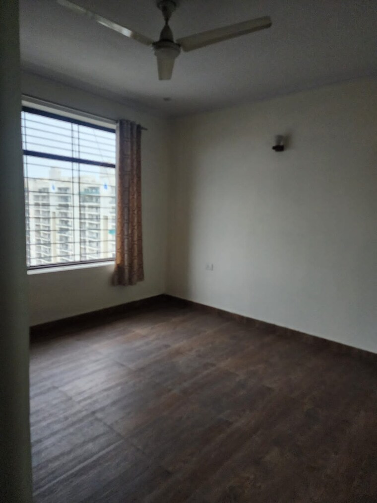 Room, faizabad road 3 Bedroom 2600 Sq.Ft. Apartment In Faizabad Road Lucknow 9611516