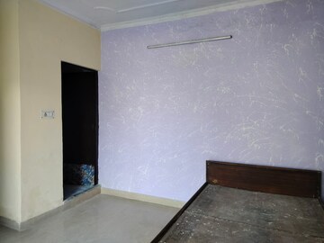 Room in 1 RK Apartment at Sarita Vihar – for Rent