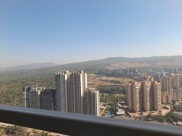 2 BHK Apartment – Exterior View View at Malad East - for Rent