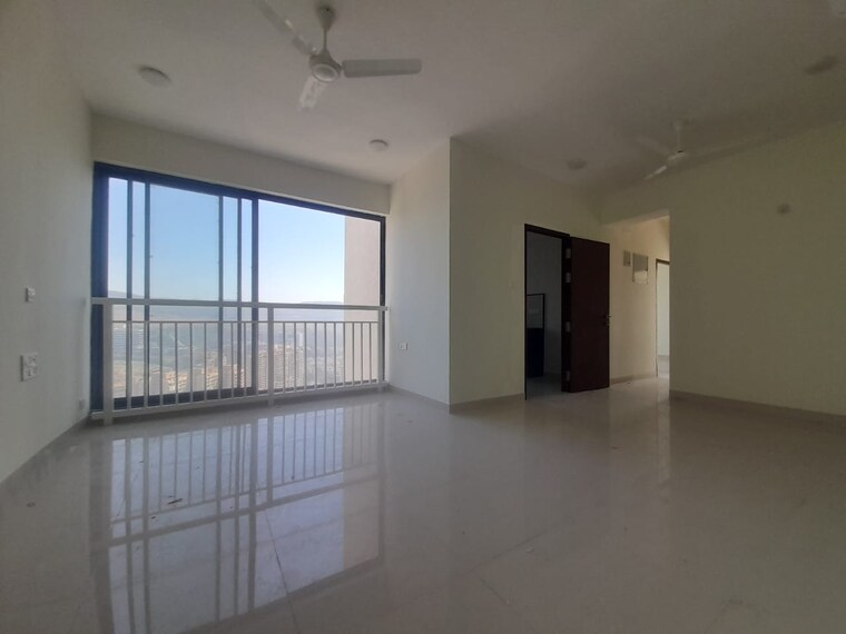 Room, malad east 2 Bedroom 757 Sq.Ft. Apartment In Malad East Mumbai 9611546