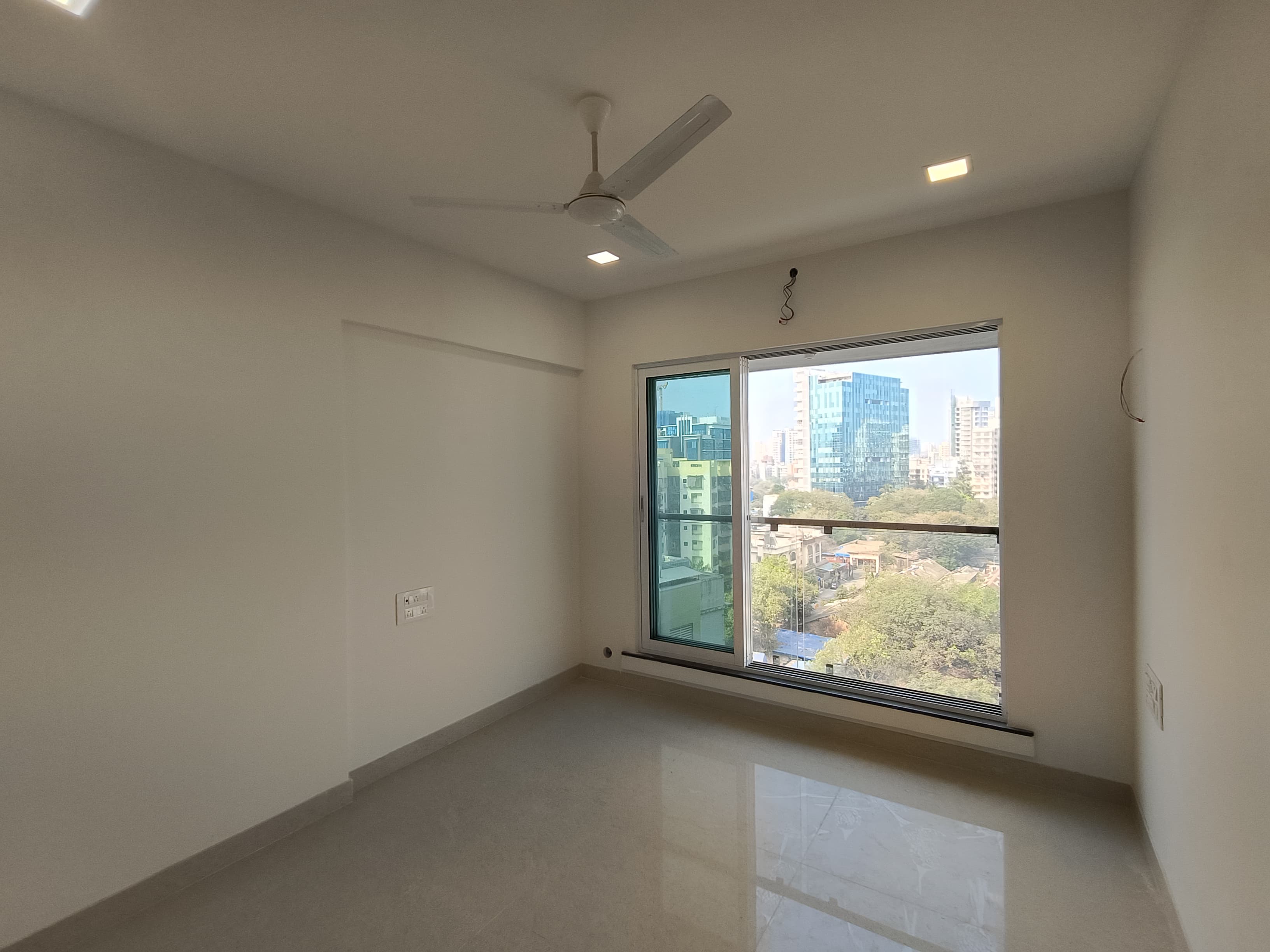 2 BHK 700 Sq.Ft. Apartment in Modirealty Vatvriksh