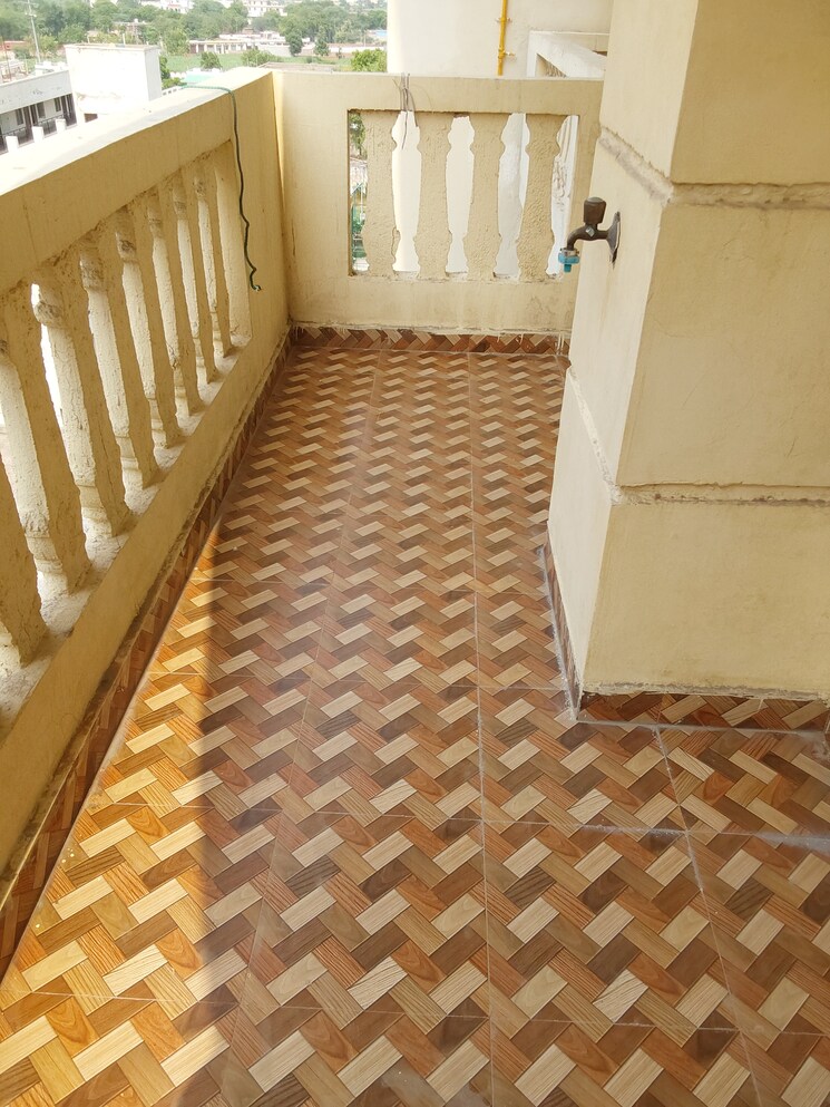 Balcony, sector 70 3.5 Bedroom 2525 Sq.Ft. Apartment In Sector 70 Faridabad 9611631