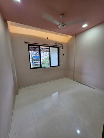 Room in 1 BHK Apartment at Yashraj Park CHS, Kasarvadavali – for Sale