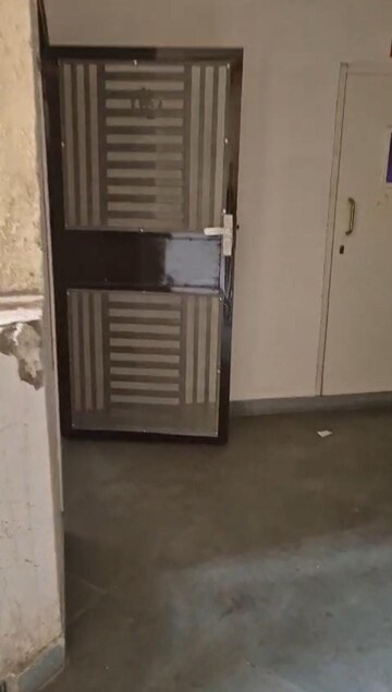 Bathroom in 2 BHK Apartment at Amrapali Golf Homes, Sector 4 Greater Noida – for Rent