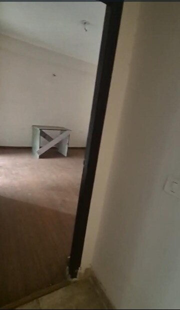 Staircase in 2 BHK Apartment at Amrapali Golf Homes, Sector 4 Greater Noida – for Rent