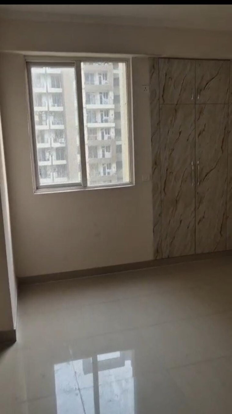 Room, amrapali-golf-homes 2 Bedroom 1100 Sq.Ft. Apartment In Sector 4 Greater Noida Greater Noida 9611574