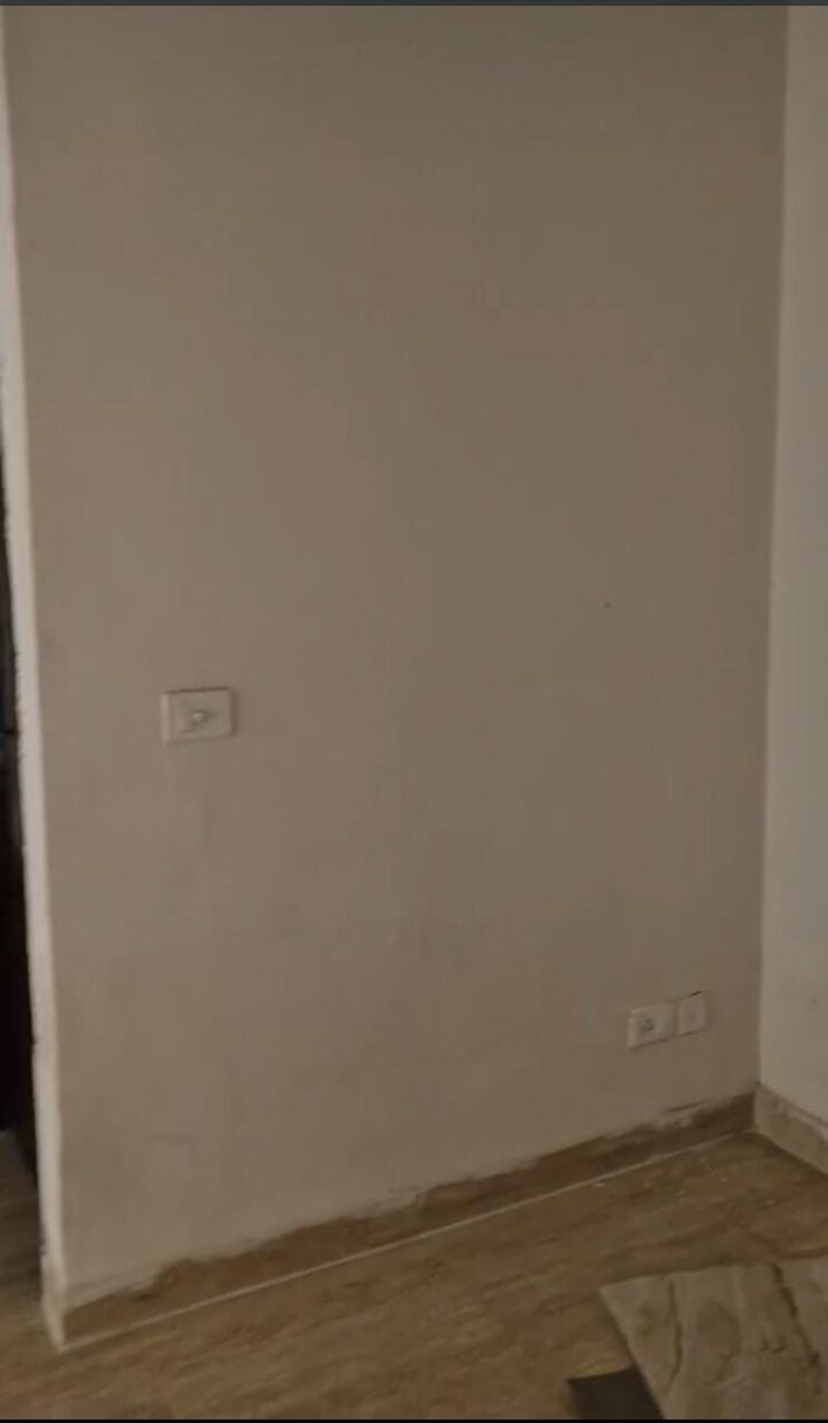 Room, amrapali-golf-homes 2 Bedroom 1100 Sq.Ft. Apartment In Sector 4 Greater Noida Greater Noida 9611574