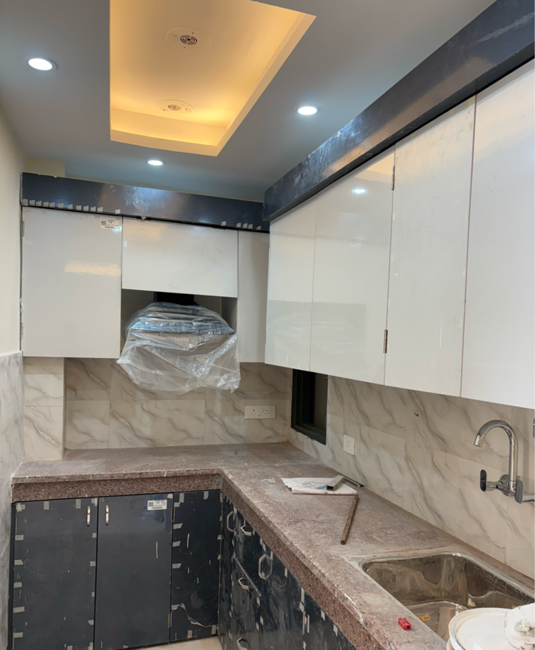 Kitchen, sector 8 dwarka 2.5 Bedroom 75 Sq.Yd. Builder Floor In Sector 8 Dwarka Delhi 9611609