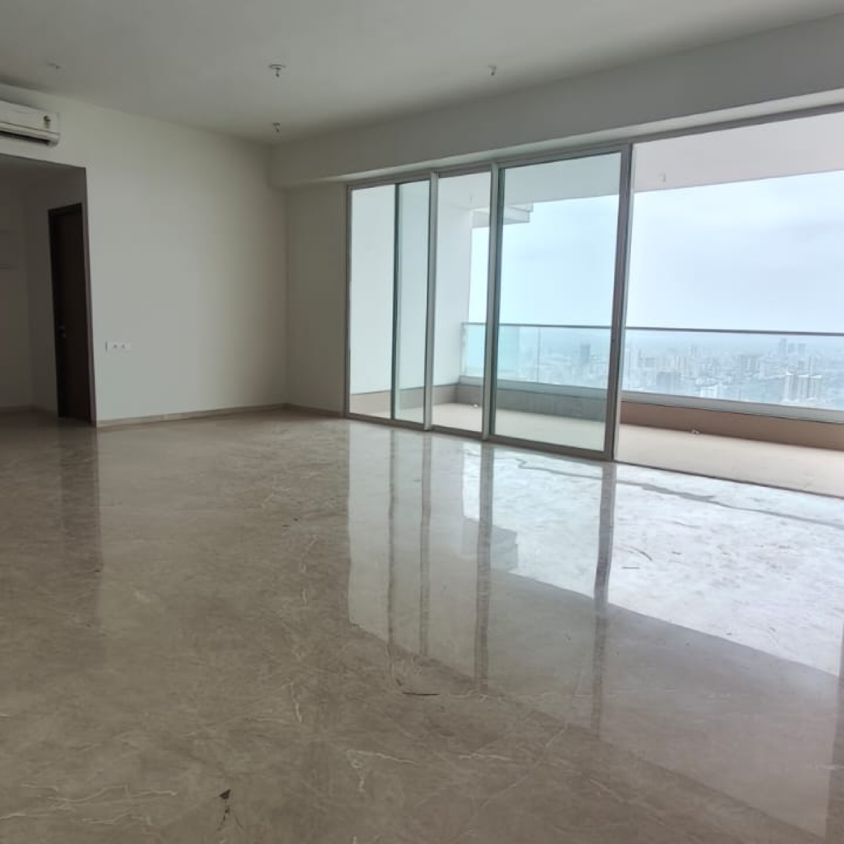 4 BHK + Extra Room Apartment For Sale in Omkar Alta Monte