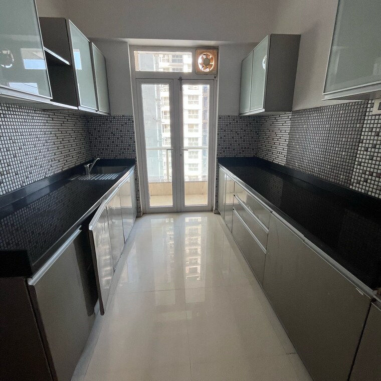 Kitchen, omkar-alta-monte 4 Bedroom 3918 Sq.Ft. Apartment In Laxman Nagar Mumbai 9611607