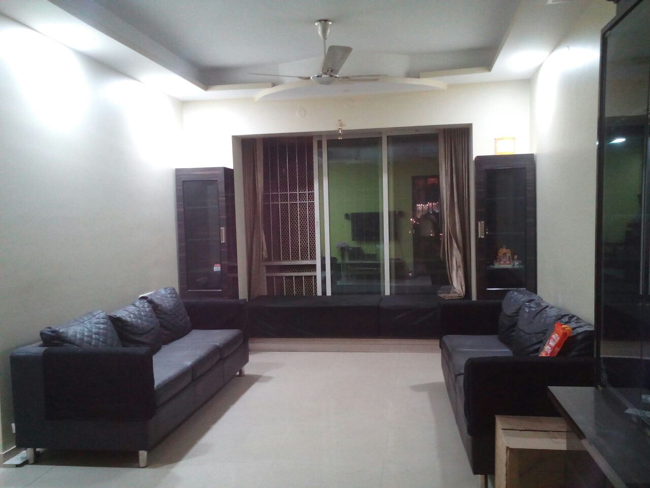 3 BHK 1500 Sq.Ft. Apartment in Rustomjee OZone