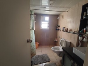 Bathroom in 3.5 BHK Apartment at Prestige Sunrise Park, Electronic City Phase I – for Sale