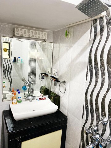 Attached Bathroom in 2 BHK Apartment at Calangute – for Rent